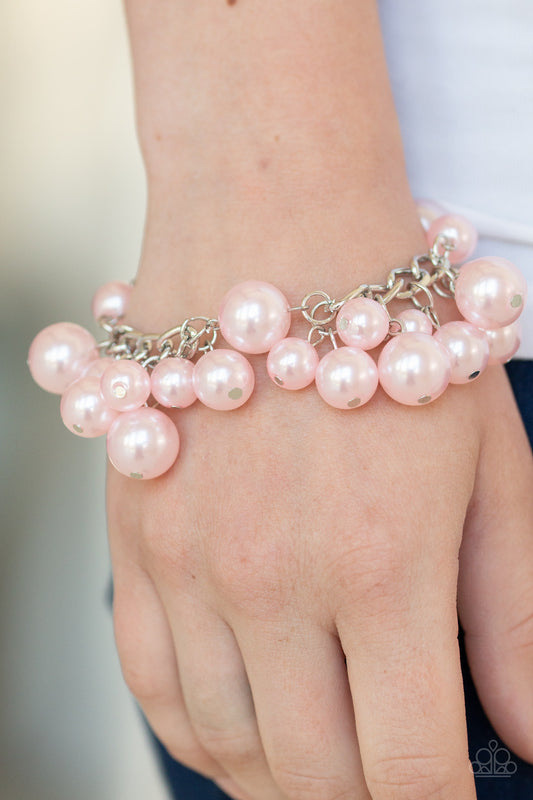 Girls In Pearls