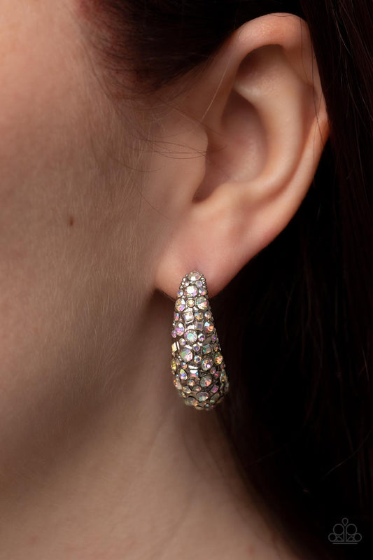 Glamorously Glimmering
