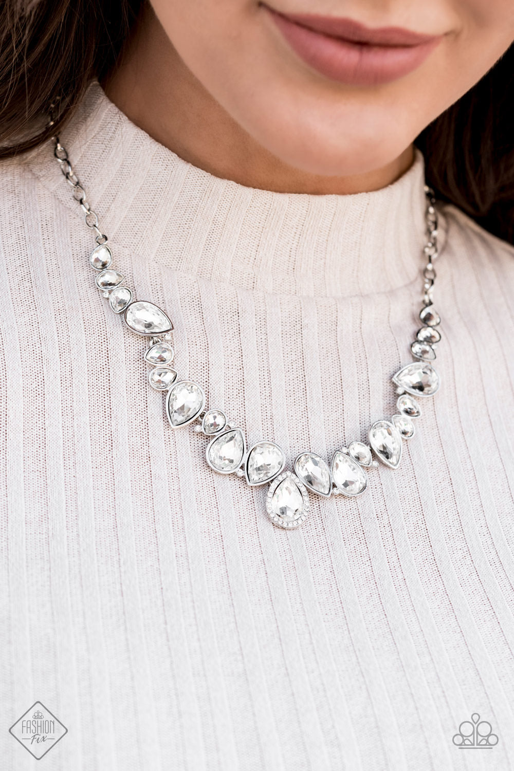 Fiercely 5th Avenue- July Fashion Fix