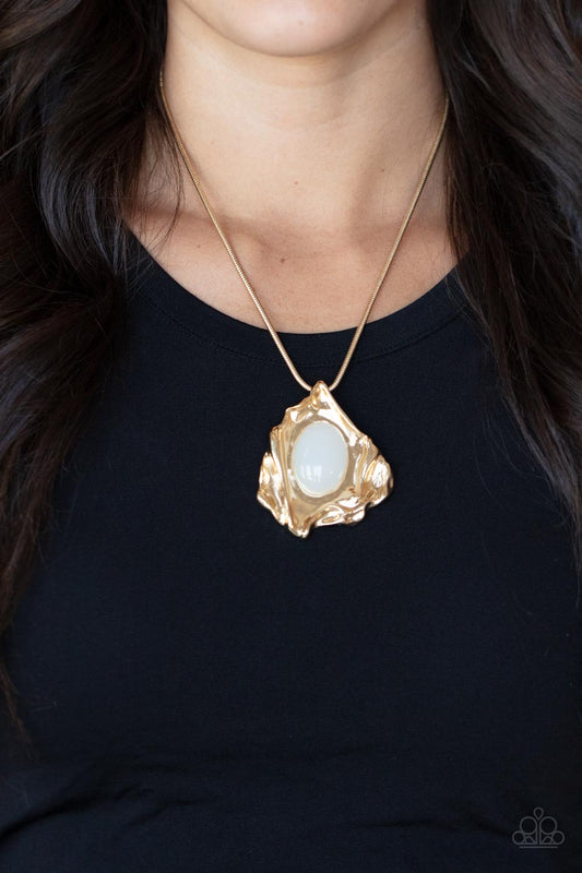 Amazon Amulet