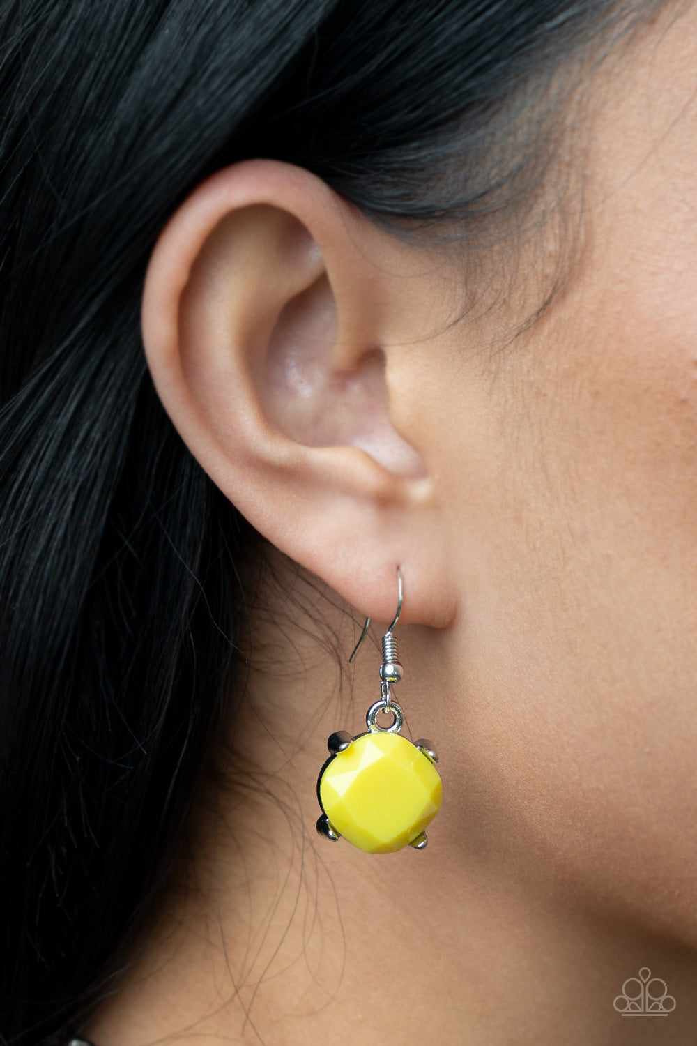 Prismatic Prima Donna